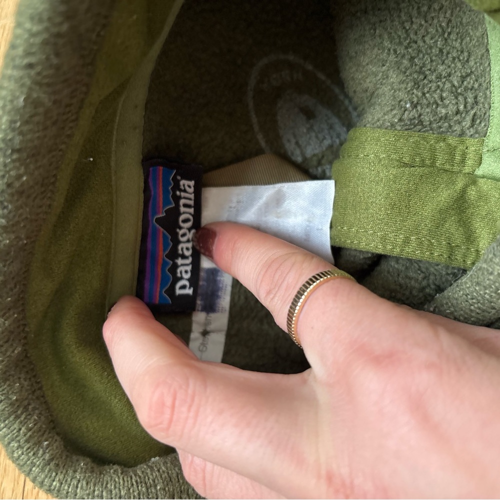 Patagonia Olive Green Half-Zip Fleece Pullover - Picture 5 of 5